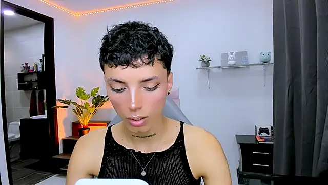 Snapshot of nilam_valker chatting on 09/20/25, 05:58 nilam valker online show from 09/20/25, 05:58