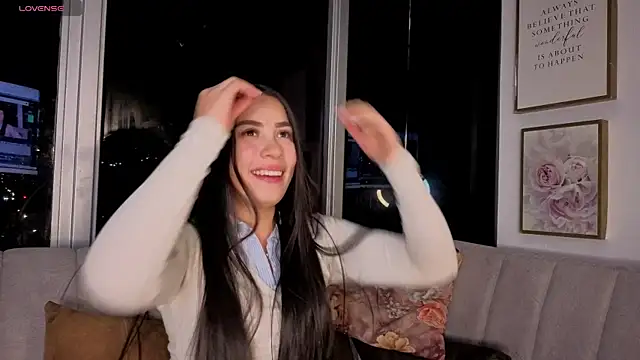 Snapshot of Ivanna_West chatting on 12/05/25, 10:02 Ivanna West online show from 12/05/25, 10:02