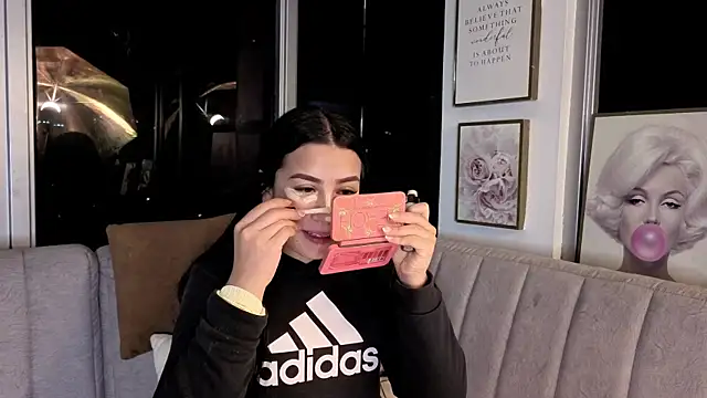 Snapshot of Ivanna_West chatting on 01/07/26, 09:56 Ivanna West online show from 01/07/26, 09:56