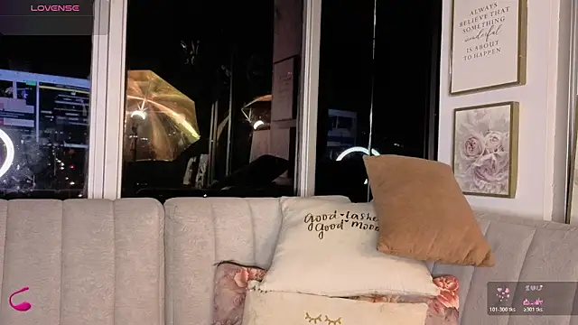 Snapshot of Ivanna_West chatting on 01/09/26, 09:56 Ivanna West online show from 01/09/26, 09:56