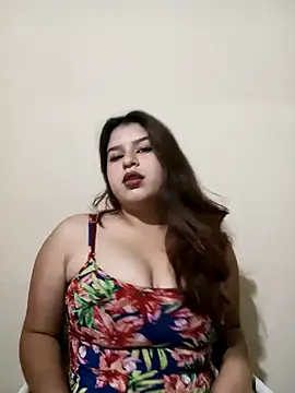 Snapshot of Fabiixx03 chatting on 02/27/25, 01:28 Fabiixx03 online show from 02/27/25, 01:28