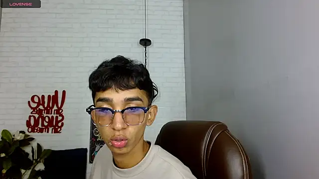 Martin Linares online show from 02/18/25, 01:22