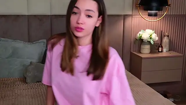 Alice Deleon online show from 02/21/25, 12:05