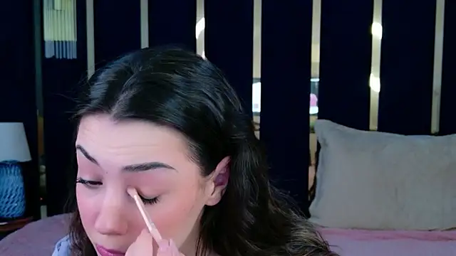 Alice Deleon online show from 02/25/26, 10:58