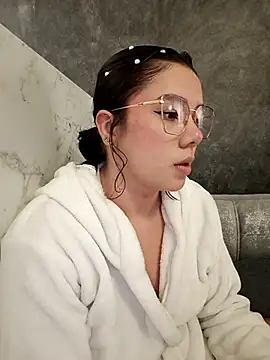 Snapshot of EmmaSulivan chatting on 02/22/25, 04:30 EmmaSulivan online show from 02/22/25, 04:30