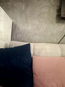 Snapshot of EmmaSulivan chatting on 09/16/25, 12:50 EmmaSulivan online show from 09/16/25, 12:50