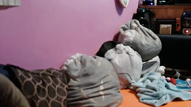 sexymelli18 online show from 03/22/25, 11:31