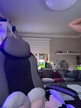 sexymelli18 online show from 09/12/25, 05:13