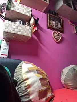 sexymelli18 online show from 11/21/25, 07:23