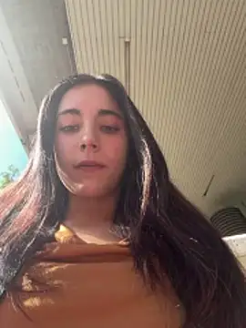 sexymelli18 online show from 05/05/26, 08:11