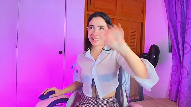 Peach Rose  online show from 03/17/25, 01:35