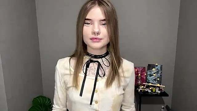 CarolinePepper online show from 03/08/25, 05:11