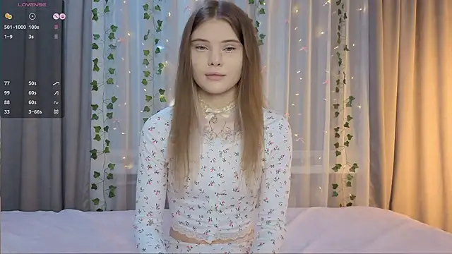 CarolinePepper online show from 03/17/26, 01:58