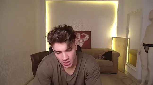 MaxKaiden online show from 03/05/25, 08:21