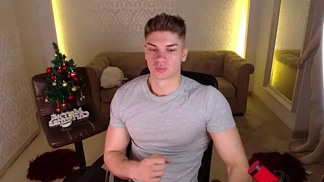 MaxKaiden online show from 12/03/25, 06:10