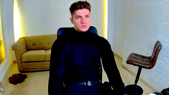 MaxKaiden online show from 02/22/26, 05:40