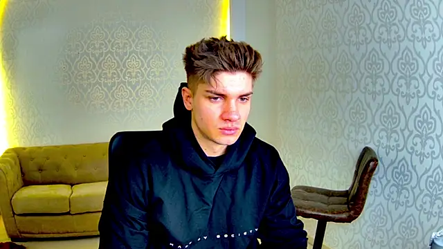 MaxKaiden online show from 02/23/26, 05:49