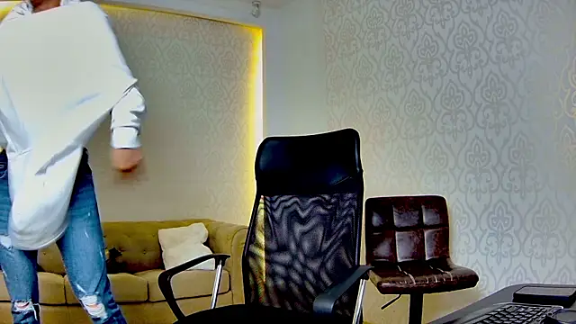 MaxKaiden online show from 03/03/26, 05:35