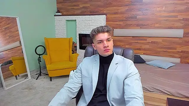 MaxKaiden online show from 03/07/26, 05:37