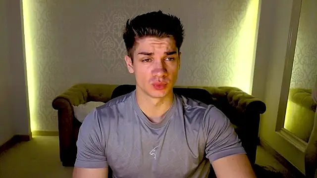 MaxKaiden online show from 06/04/26, 03:56