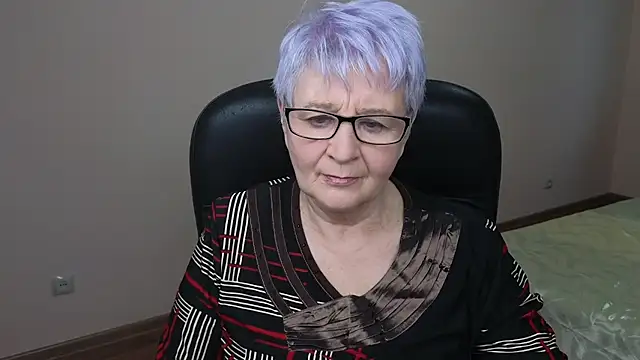 Sandra Snowflake online show from 03/13/25, 04:27