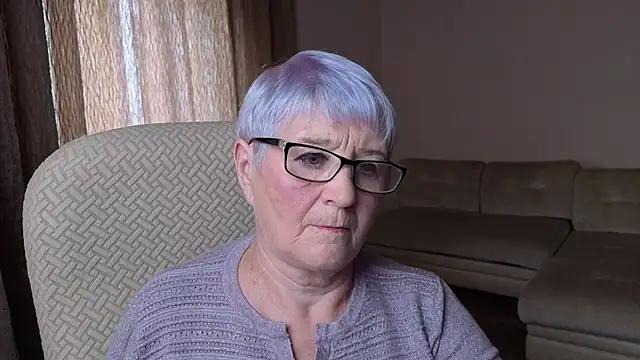 Sandra Snowflake online show from 09/17/25, 11:23