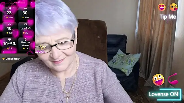 Sandra Snowflake online show from 03/17/26, 04:06