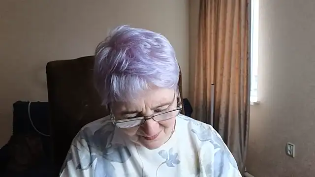 Sandra Snowflake online show from 04/14/26, 03:56