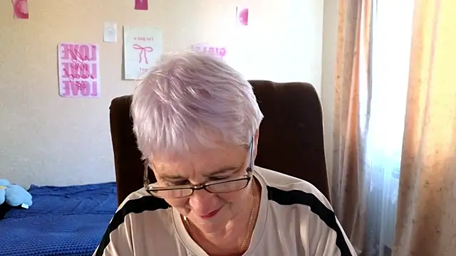 Sandra Snowflake online show from 07/08/26, 04:06