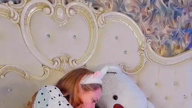 Snapshot of BECKI_VRES chatting on 03/18/25, 10:03 BECKI VRES online show from 03/18/25, 10:03