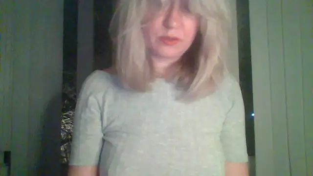 Snapshot of Mary888x chatting on 03/11/25, 06:19 Mary888x online show from 03/11/25, 06:19