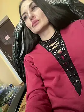 Snapshot of Veronicavirus chatting on 02/17/25, 12:05 Veronicavirus online show from 02/17/25, 12:05