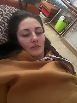 Snapshot of Veronicavirus chatting on 02/20/25, 12:47 Veronicavirus online show from 02/20/25, 12:47