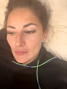 Snapshot of Veronicavirus chatting on 09/28/25, 09:25 Veronicavirus online show from 09/28/25, 09:25