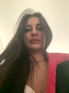 Snapshot of Veronicavirus chatting on 12/17/25, 09:26 Veronicavirus online show from 12/17/25, 09:26