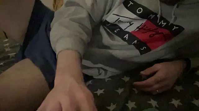 larsfrommars1992 online show from 02/20/25, 03:23