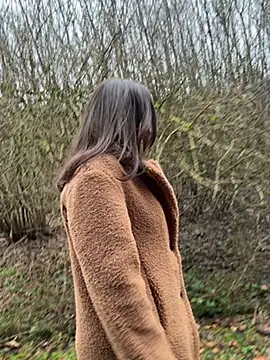 Snapshot of AvaFlowers6 chatting on 11/30/25, 01:04 AvaFlowers6 online show from 11/30/25, 01:04