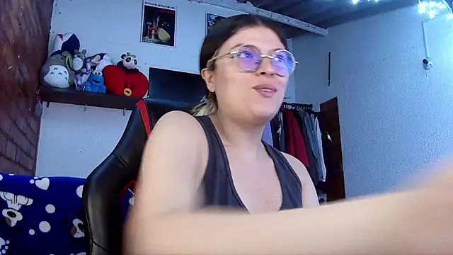 Emily  katz online show from 03/18/25, 06:48