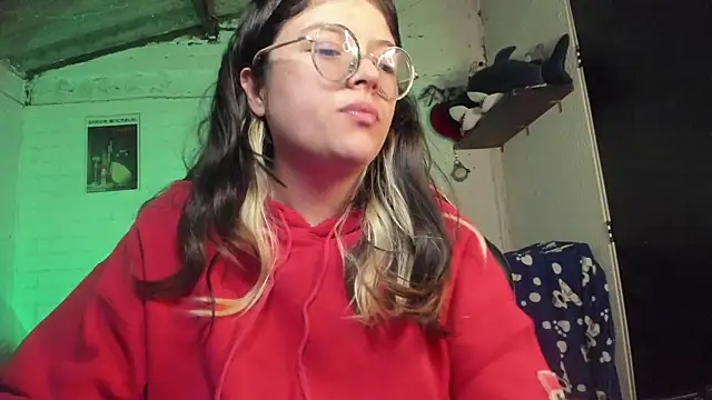 Emily  katz online show from 09/22/25, 11:40