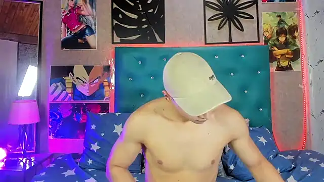 LiamAndrewzz online show from 10/01/25, 09:32