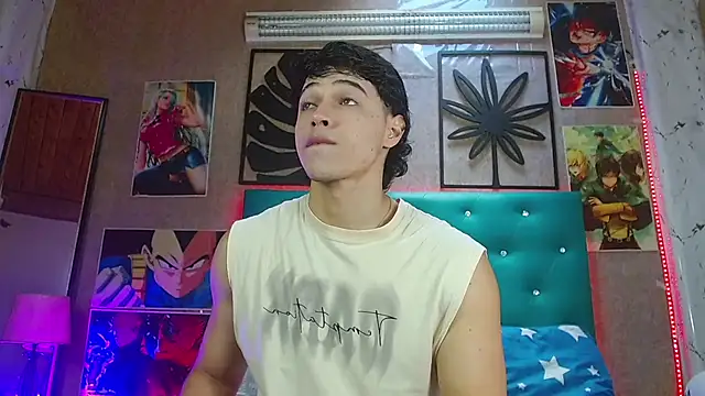 LiamAndrewzz online show from 11/26/25, 05:14