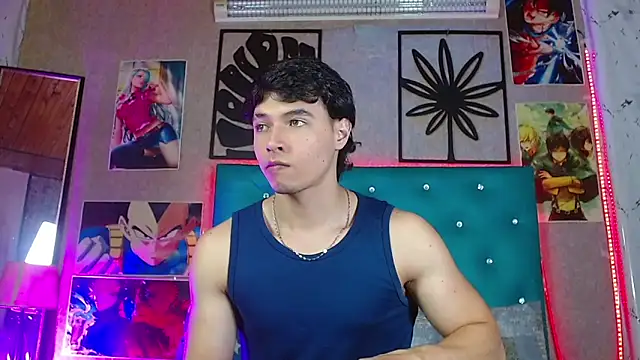 Snapshot of LiamAndrewzz chatting on 05/17/26, 04:21 LiamAndrewzz online show from 05/17/26, 04:21