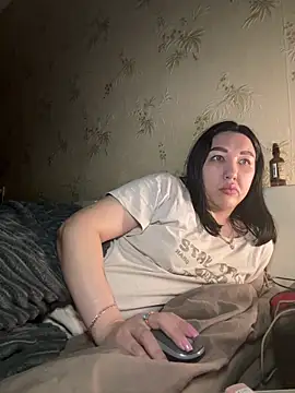 Naughtbaby 2025 online show from 10/10/25, 02:43