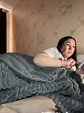 Naughtbaby 2025 online show from 02/28/26, 01:45