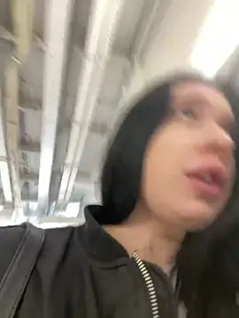 Snapshot of AlishaPrettyBlade chatting on 03/11/25, 06:21 AlishaPrettyBlade online show from 03/11/25, 06:21