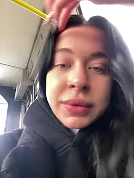 Snapshot of AlishaPrettyBlade chatting on 03/19/25, 06:46 AlishaPrettyBlade online show from 03/19/25, 06:46