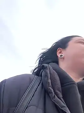 Snapshot of AlishaPrettyBlade chatting on 03/20/25, 05:35 AlishaPrettyBlade online show from 03/20/25, 05:35