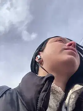 Snapshot of AlishaPrettyBlade chatting on 03/22/25, 05:49 AlishaPrettyBlade online show from 03/22/25, 05:49