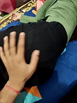 Snapshot of HorNy_Bro_Sis chatting on 03/09/25, 11:03 HorNy Bro Sis online show from 03/09/25, 11:03