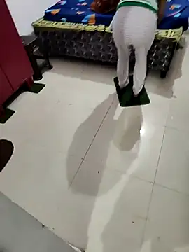 Snapshot of HorNy_Bro_Sis chatting on 03/10/25, 01:43 HorNy Bro Sis online show from 03/10/25, 01:43